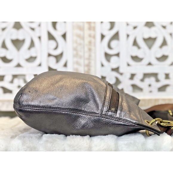 FOSSIL Metallic Silver Pewter Leather EXPLORER HOBO Convertible Handbag Purse - Picture 4 of 12